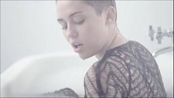 Miley cyrus pelada sexo