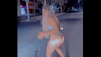 Se oferecendo na rua sexo gostoso