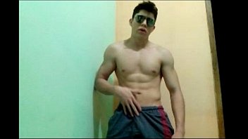 Coroa gato se exibindo na cam xvideos gay