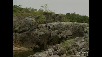 Quadrinhos sexo lagoa azul