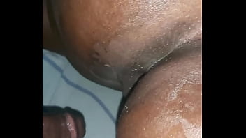 Dor no anus fazenfo sexo na vagina