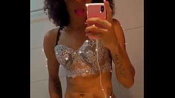 Vontade de fazer sexo com uma trans me gorna gay