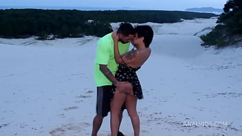 Casal faz sexo na praia de cidreira