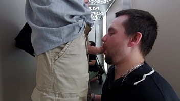 Sexo gay no elevador xvideos