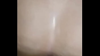 Video de sexo com mulher arrombando o cu