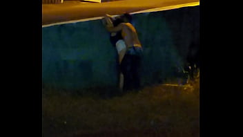 Flagras pornográficos de novinhas fazendo sexo na rua e aline