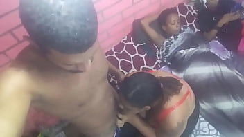 Assistir mãe e filha mãe e filhas fazendo sexo