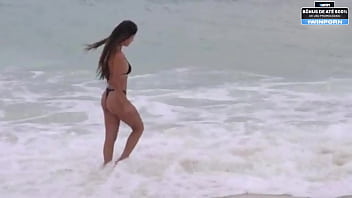 Video de sexo gostosa na praia