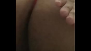 Sexo porno fio dental no banho