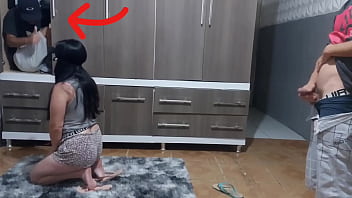 Esposo filma ele fazendo sexo com esposa sem ela saber