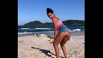 Cantora brasileira sertaneja famosas globais fazendo sexo anal e fio terra