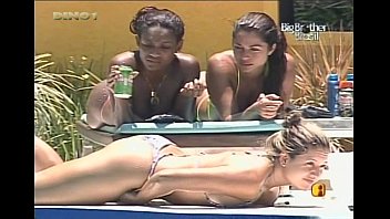 Bbb 15 sexo na piscina