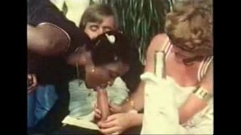 Filme porno de coroa negras